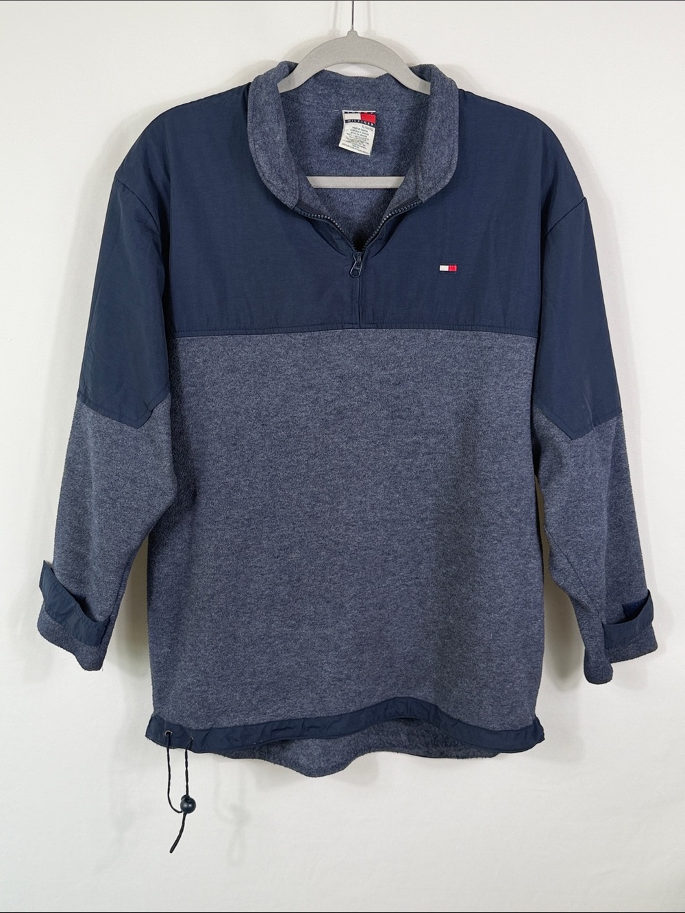 VTG Tommy Hilfiger Two-Tone Navy 1/4 Zip Fleece Pullover Sweater. Mens Size XL